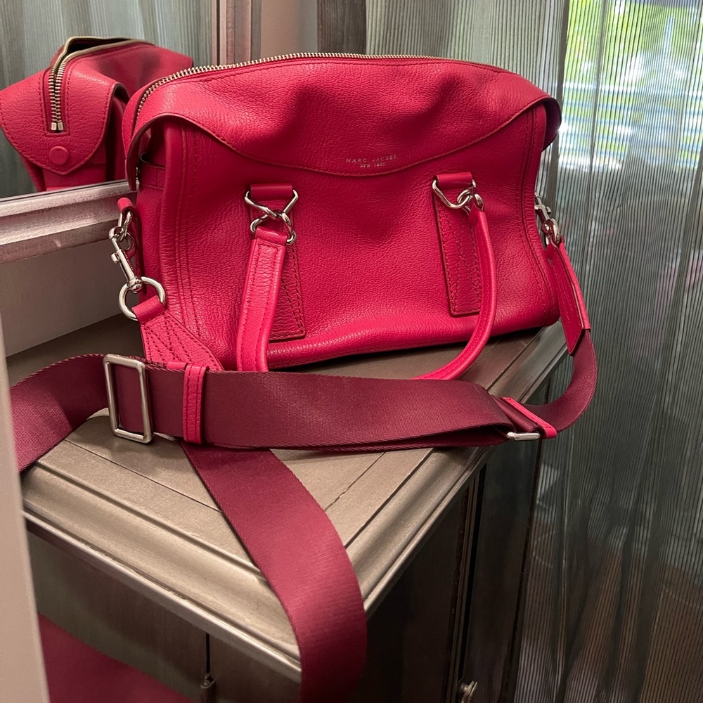 Marc Jacobs tote bag pink hot pink great condition